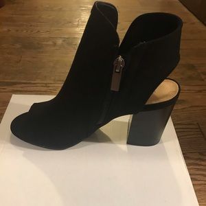 NIB Bamboo open toed booties